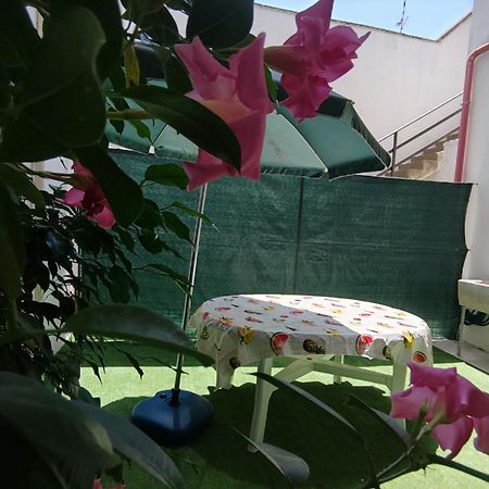 فيلا Casa Via Del Mare فيليي المظهر الخارجي الصورة