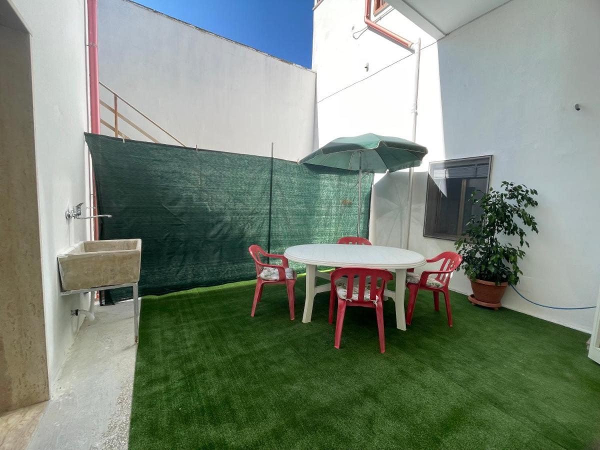 فيلا Casa Via Del Mare فيليي المظهر الخارجي الصورة
